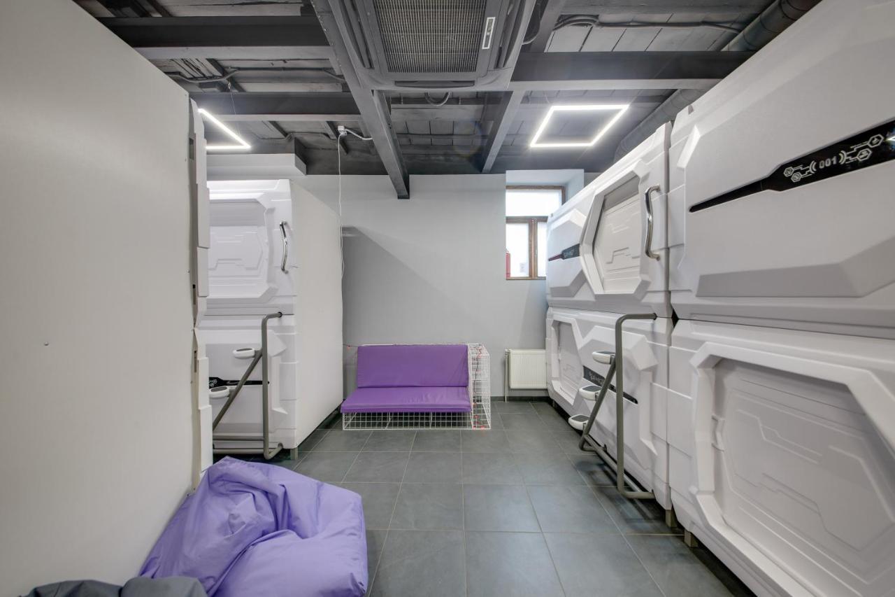 Moonotel Maidan キエフ エクステリア 写真